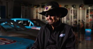 Shift: Richard Petty still loves to race